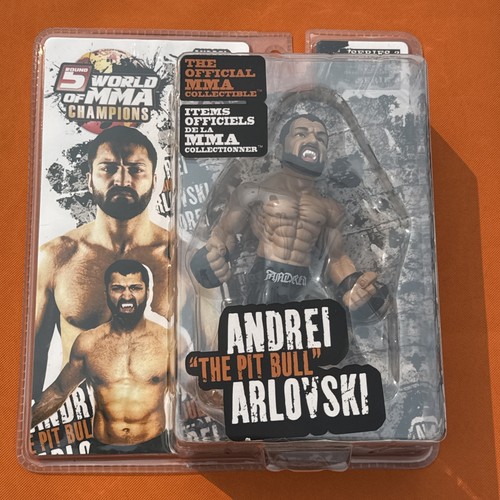 Andrei the pit bull - "the, bull"
